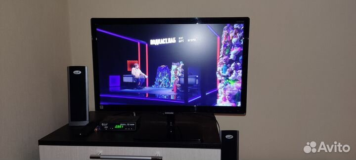 Монитор+колонки+TV tuner