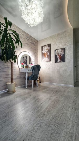 4-к. квартира, 130 м², 5/5 эт.