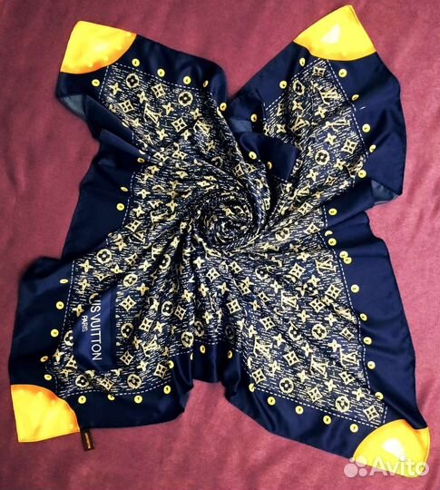 Платок Louis Vuitton Италия. эксклюзив, оригинал