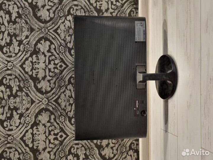 Монитор samsung