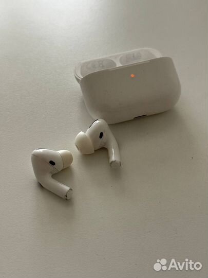 Airpods pro 1 поколения