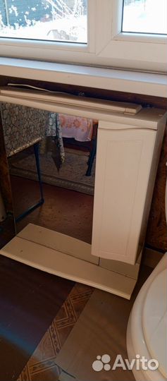 Тумба для ванной с зеркалом бу