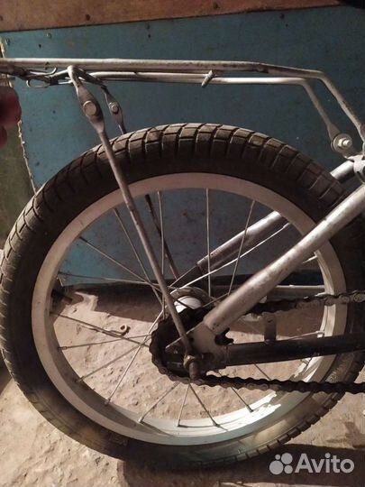 Детский велосипед 16