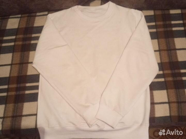 Свитшот женский оверсайз