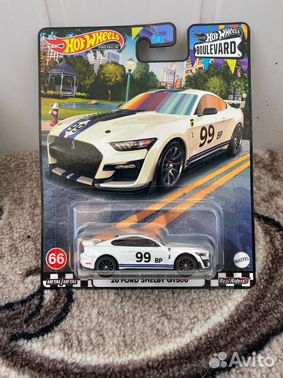 Hot Wheels Premium Boulevard