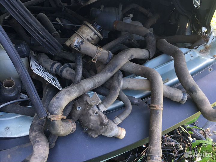 Патрубок охлаждения для Рено Логан1