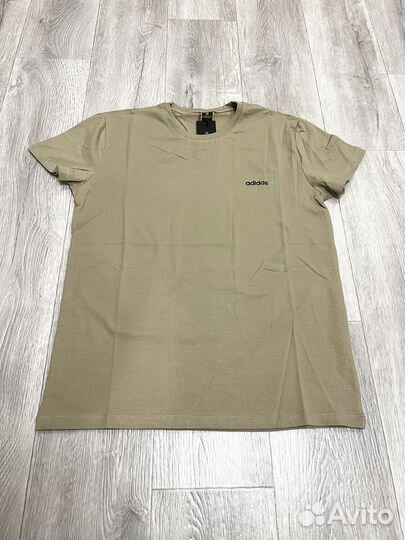 Футболка adidas