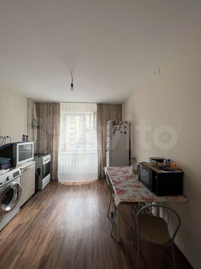 1-к. квартира, 38 м², 3/9 эт.