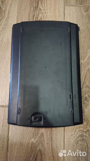 Сканер Canon CanoScan LiDE 220