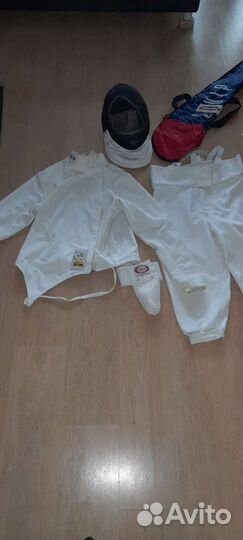 Фехтовальный костюм