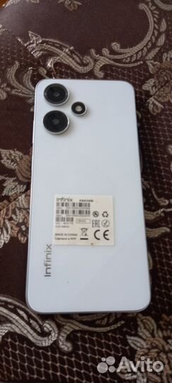 Продам телефон