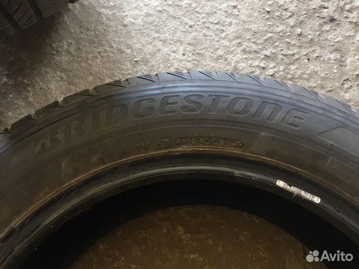 Bridgestone Ecopia EP850 235/55 R17