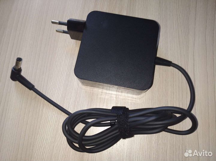 Блок питания для ноутбука asus 19V 3.42A