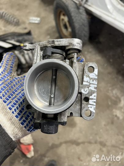 Дроссельная заслонка Ниссан Альмера G15