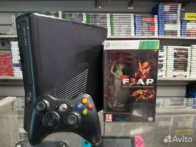 Xbox 360 320gb + Лимитированное издание F.E.A.R