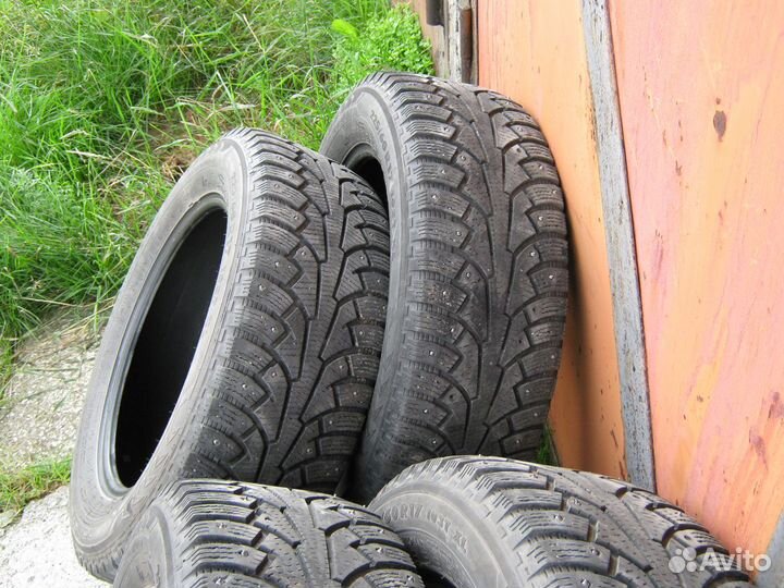 Зимние шины Nokian Nordman 5 SUV 225/60 R17