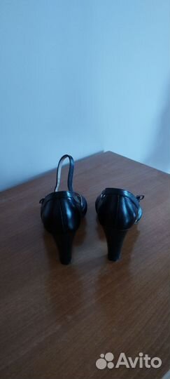 Обувь женская