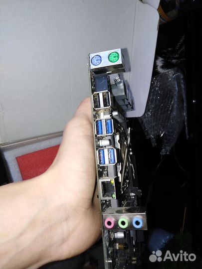 Материнская плата lga 2011 3