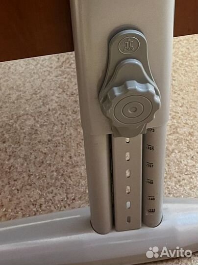 Растущая парта и стул деми