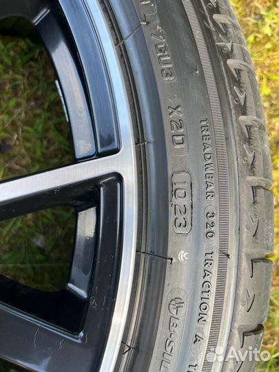 Комплект Audi Q7 SQ7 R22 оригинал, лето