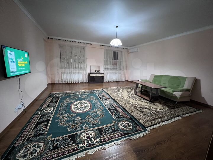 2-к. квартира, 84 м², 4/9 эт.