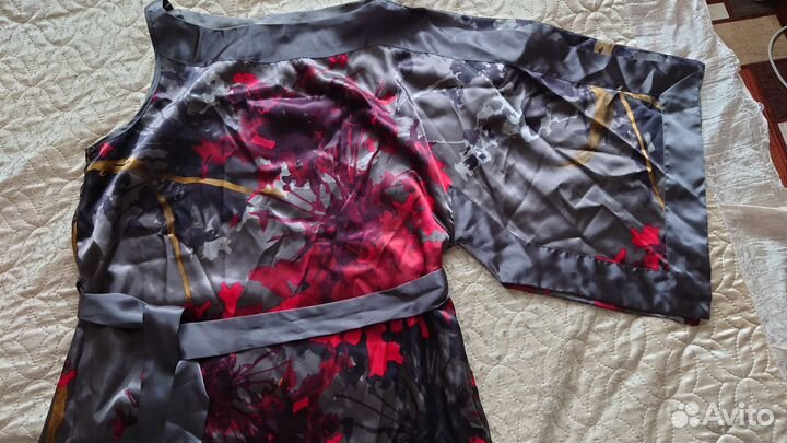 Халат женский длинный шелковый размер М