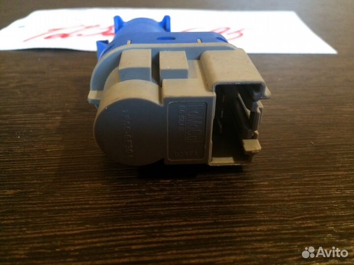 Датчик включения стоп-сигнала Ford Focus 3