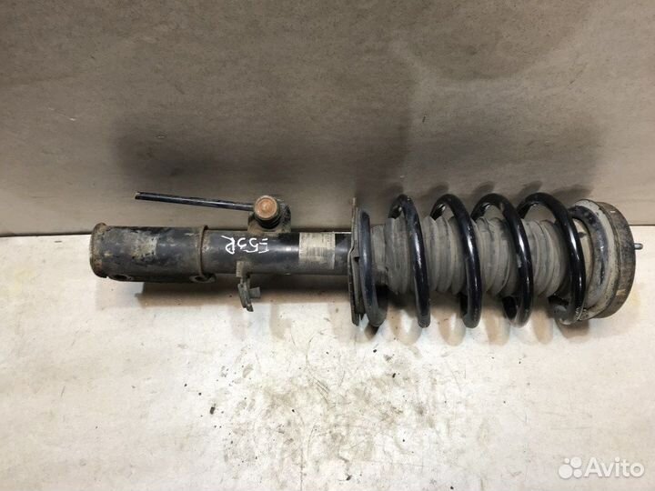 31316764602 Амортизатор передний правый BMW X5 E53
