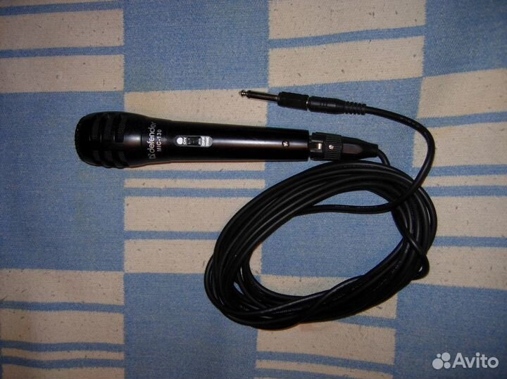 Студийный микрофон