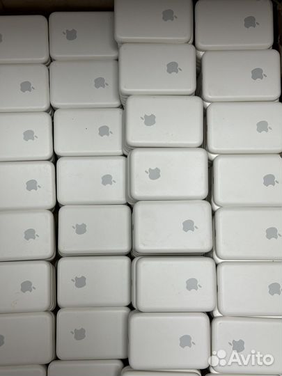 Внешний аккумулятор Apple MagSafe Battery pack