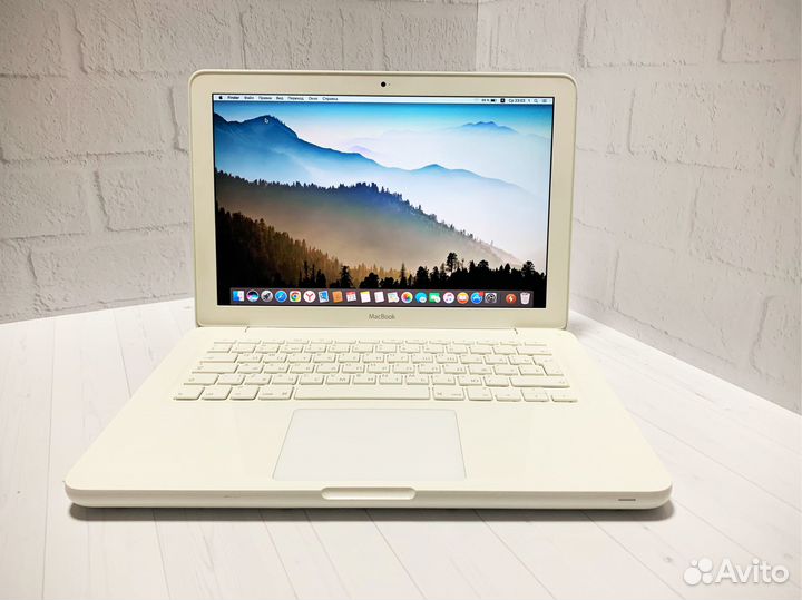 Ноутбук Apple MacBook
