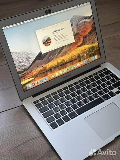 Macbook Air 13 (2017) 256 gb
