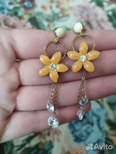 Серьги бижутерия