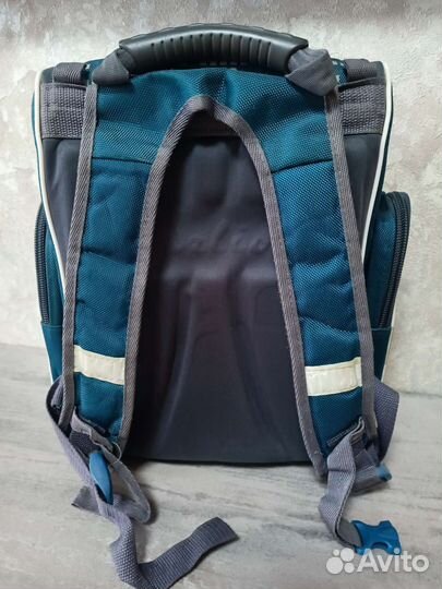 Школьный рюкзак