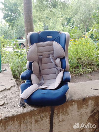 Детское кресло