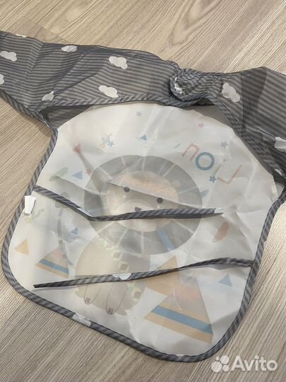 Нагрудник для кормления детский