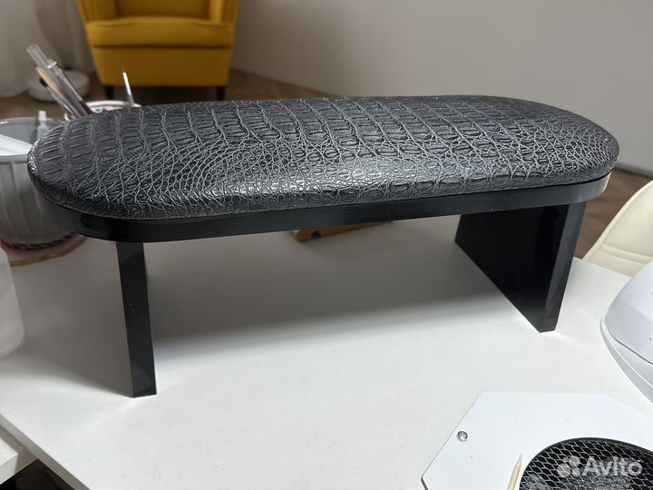 Подставка для маникюра валик для рук