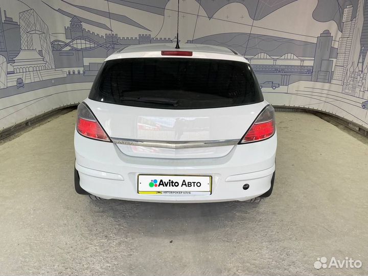 Opel Astra 1.6 МТ, 2013, 177 000 км