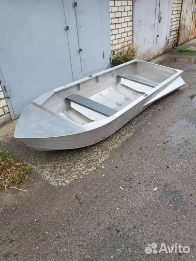 Лодка Малютка