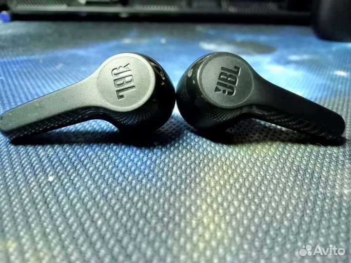 Продам наушники