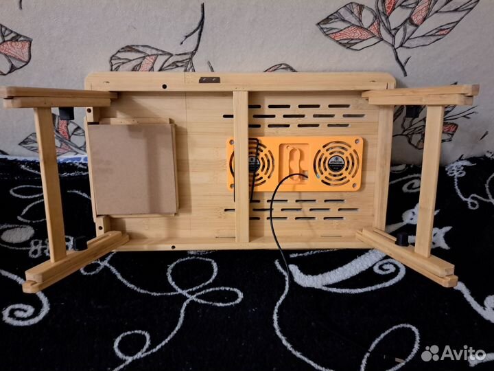 Для ноутбука стол регулируемый по высоте