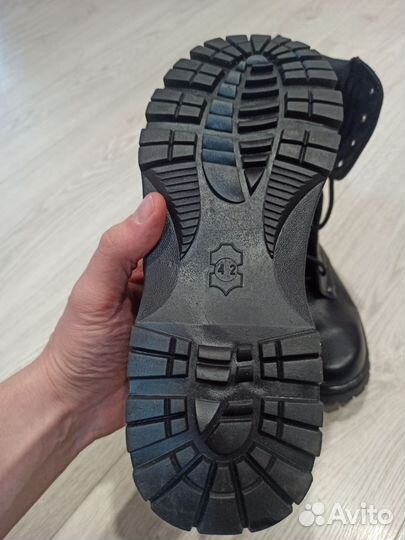 Ботинки с высоким берцем на искусственном меху