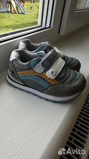 Кроссовки zebra