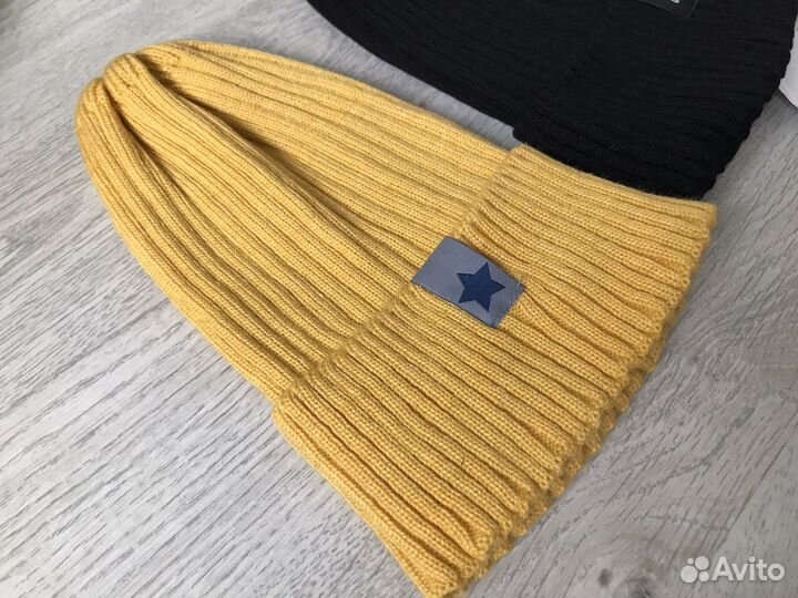 Шапка, перчатки, краги, манишка, шарф