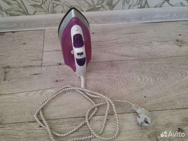 Утюг scarlett. Работает