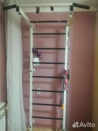 Шведская стенка с турником