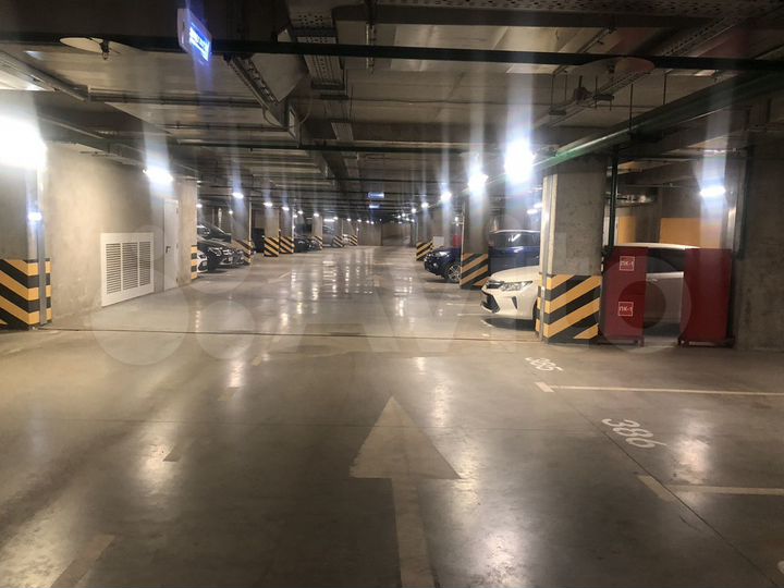 Машиноместо, 17 м²