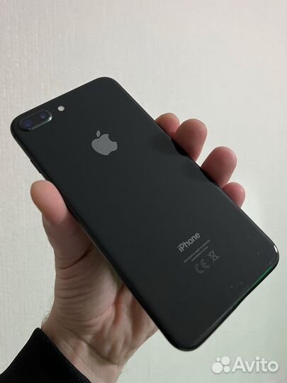 iPhone 8 Plus, 64 ГБ