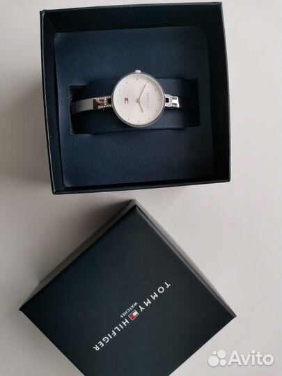 Tommy Hilfiger часы