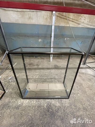 Витрина торговая (стеклянная)